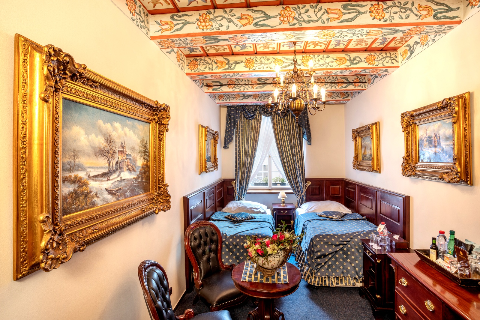 Accommodation for two, Twin room, Hotel U Zlatého Stromu, Prague Center